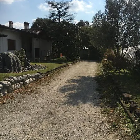 Nella Natura ポルデノーネ